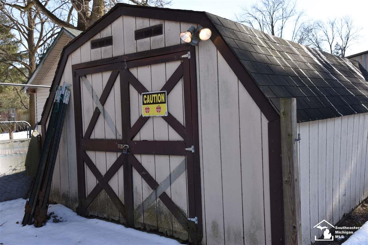 4162 Clegg Road Lambertville, MI 48144 - Photo 20 of 29 50003993-20.JPG