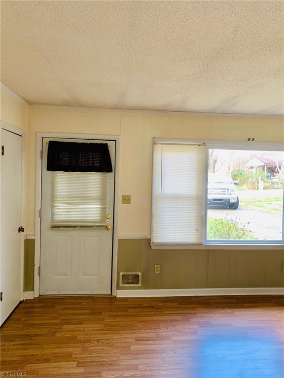 199 Thunder Road Boomer, NC 28606 - Photo 4 of 15 Gallery Image 4