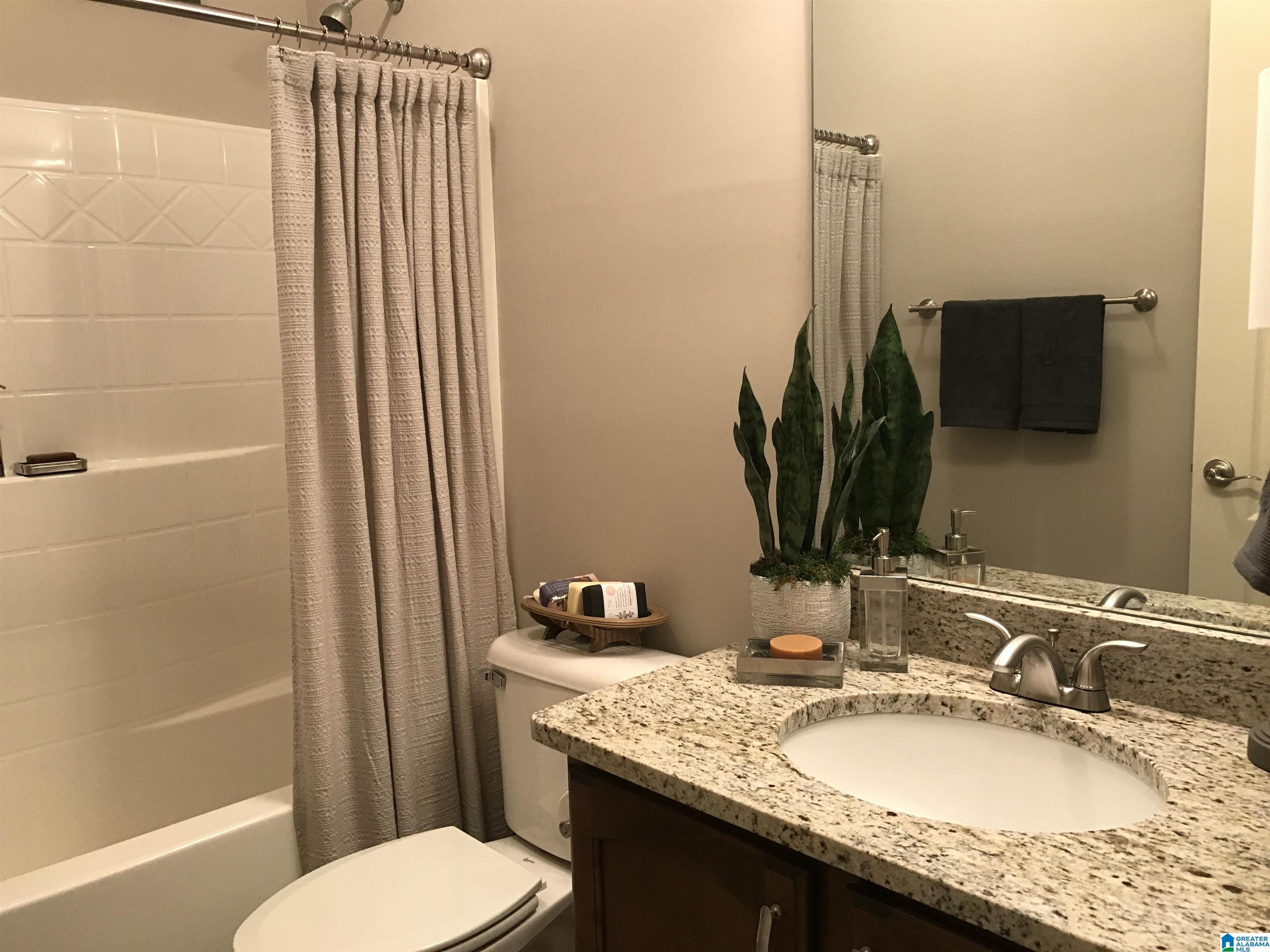 748 Valley Circle Leeds, AL 35094 - Photo 27 of 35