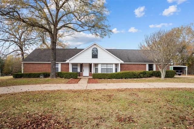 $405,000 | 533 Creekwood Road, Crockett, TX 75835