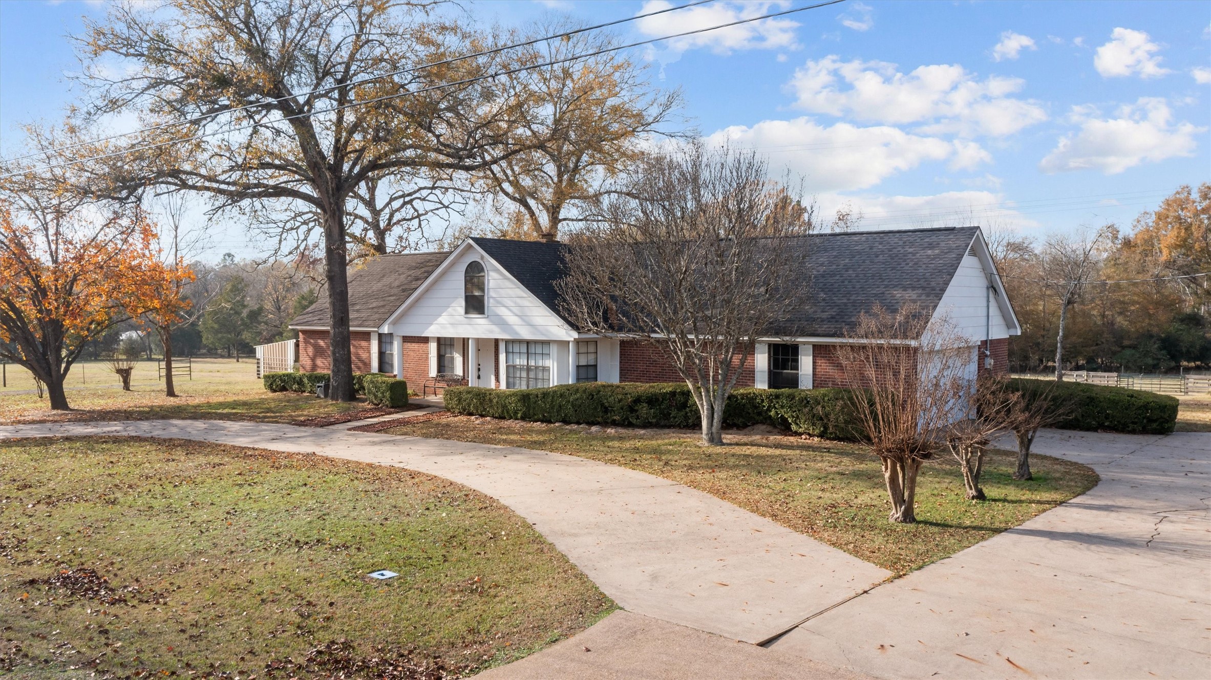 533 Creekwood Road Crockett, TX 75835 - Photo 2 of 31