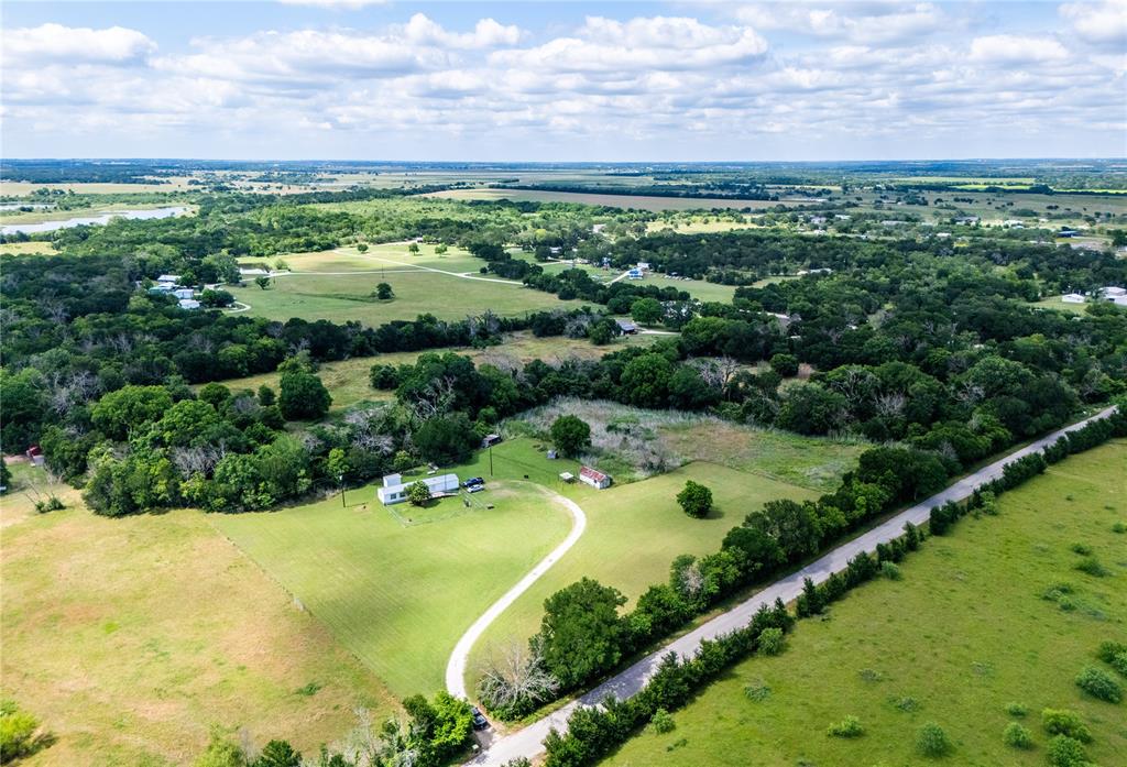 799 Monthie Road Waco, TX 76705 - Photo 2 of 3