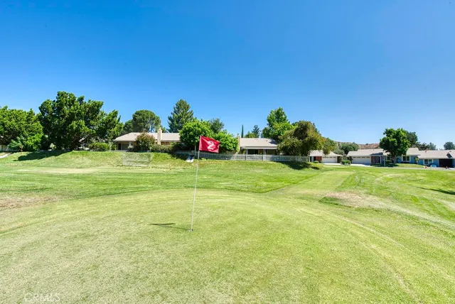 $460,000 | 18923 Circle Of Friends, Newhall, CA 91321
