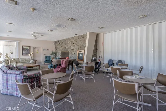 $460,000 | 18923 Circle Of Friends, Newhall, CA 91321