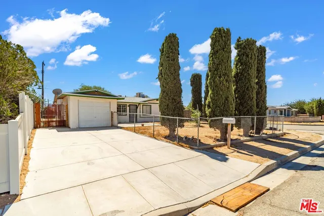 $274,000 | 15872 Rexroth Drive, Mojave, CA 93501