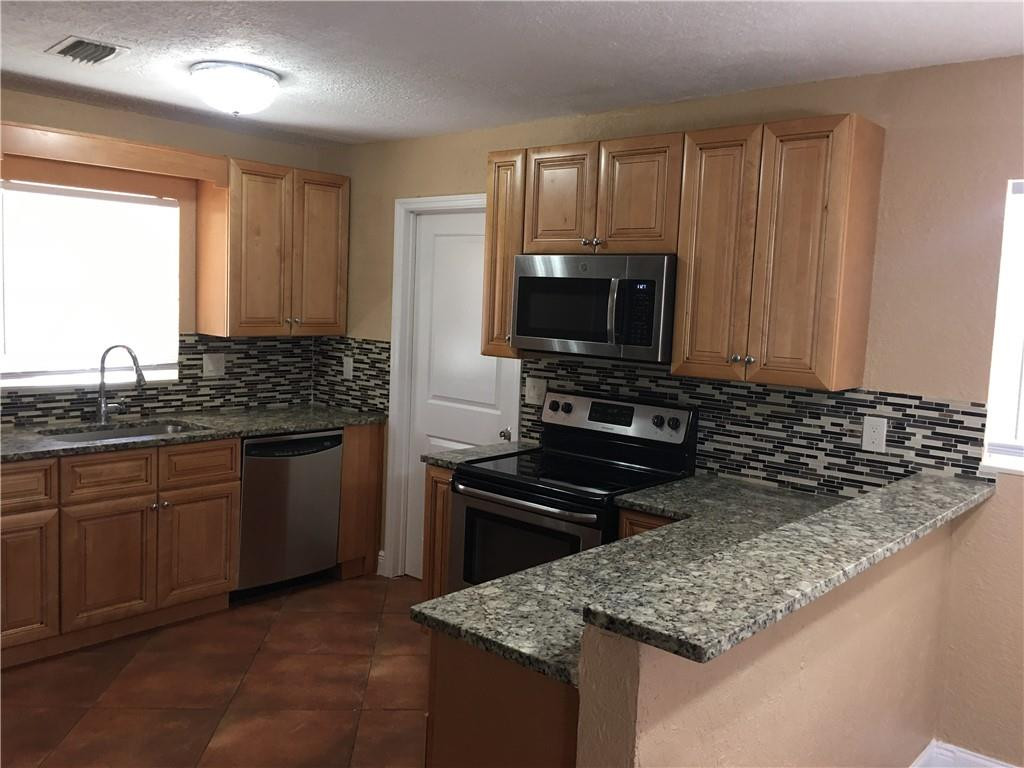 490 West 34th Street Riviera Beach, FL 33404 - Photo 23 of 36 Photo 24