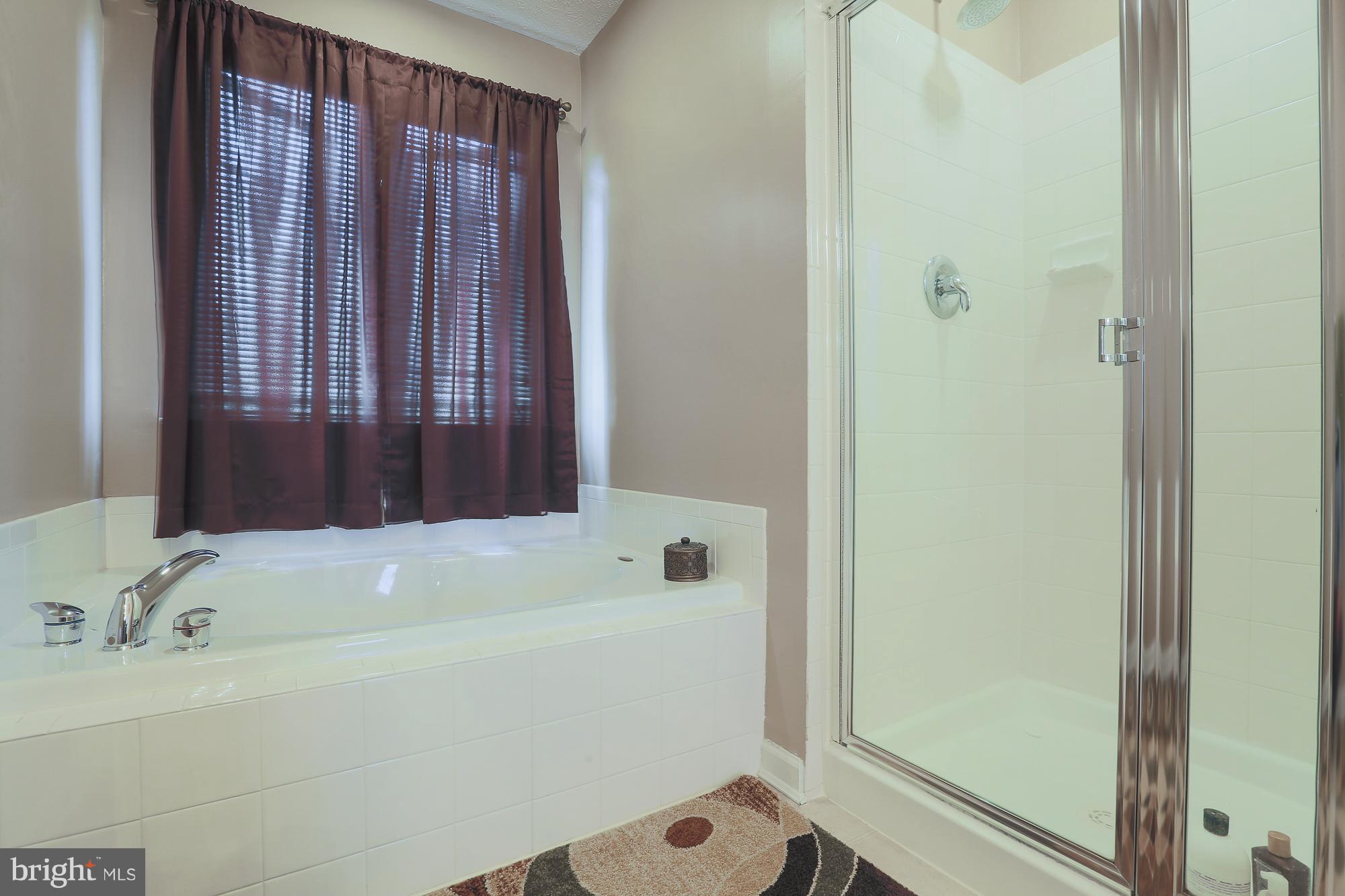 113 Spry Island Road Joppa, MD 21085 - Photo 21 of 28 Soaking Tub And Separate Shower