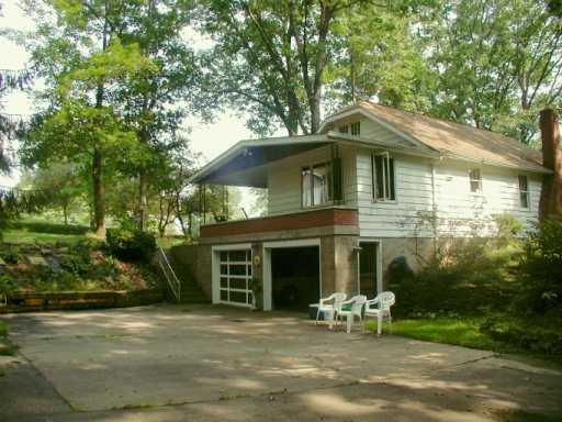 171 Millerstown Road Tarentum, PA 15084 - Photo 2 of 2