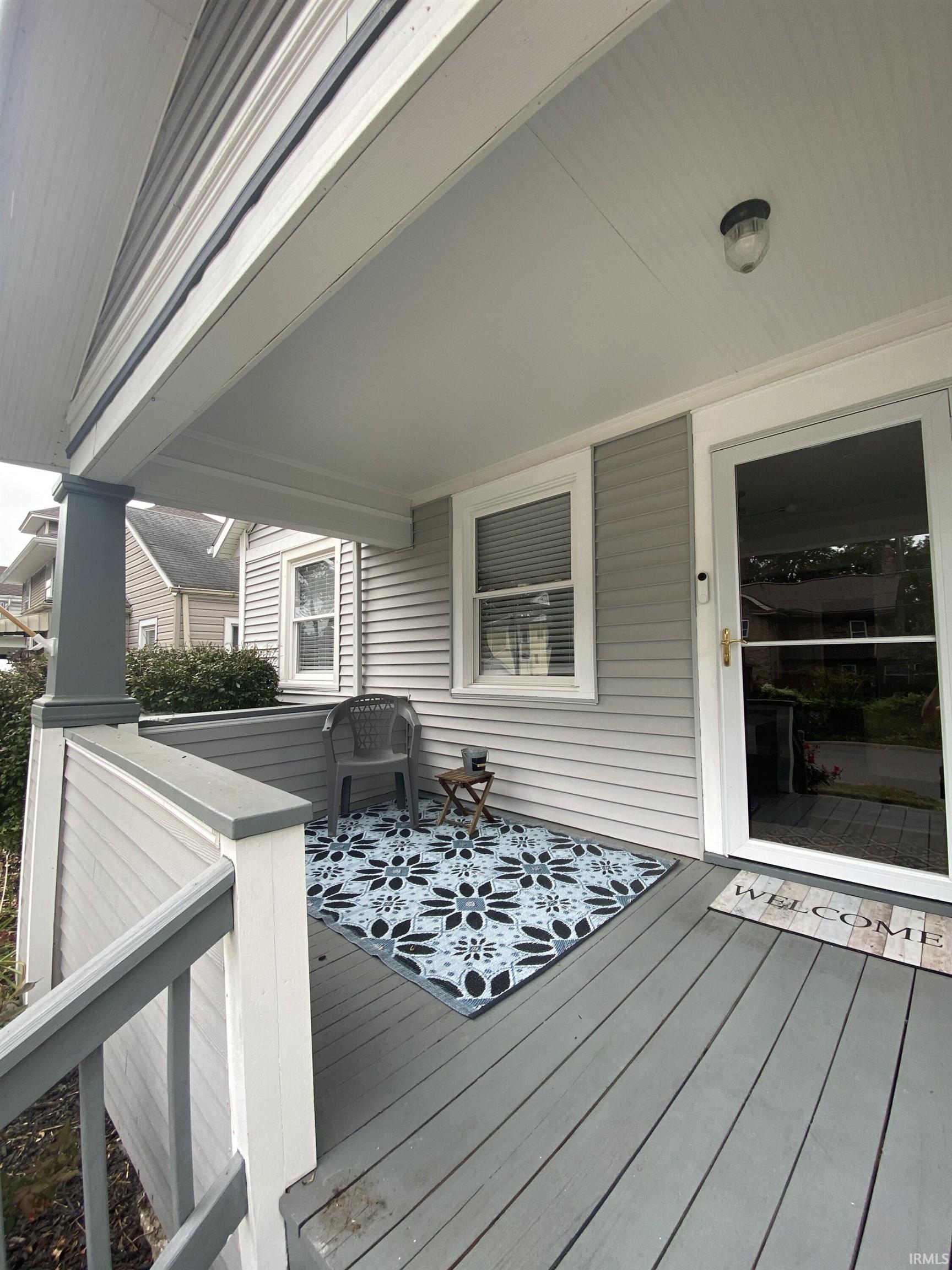 528 Dayton Avenue Fort Wayne, IN 46807 - Photo 3 of 31