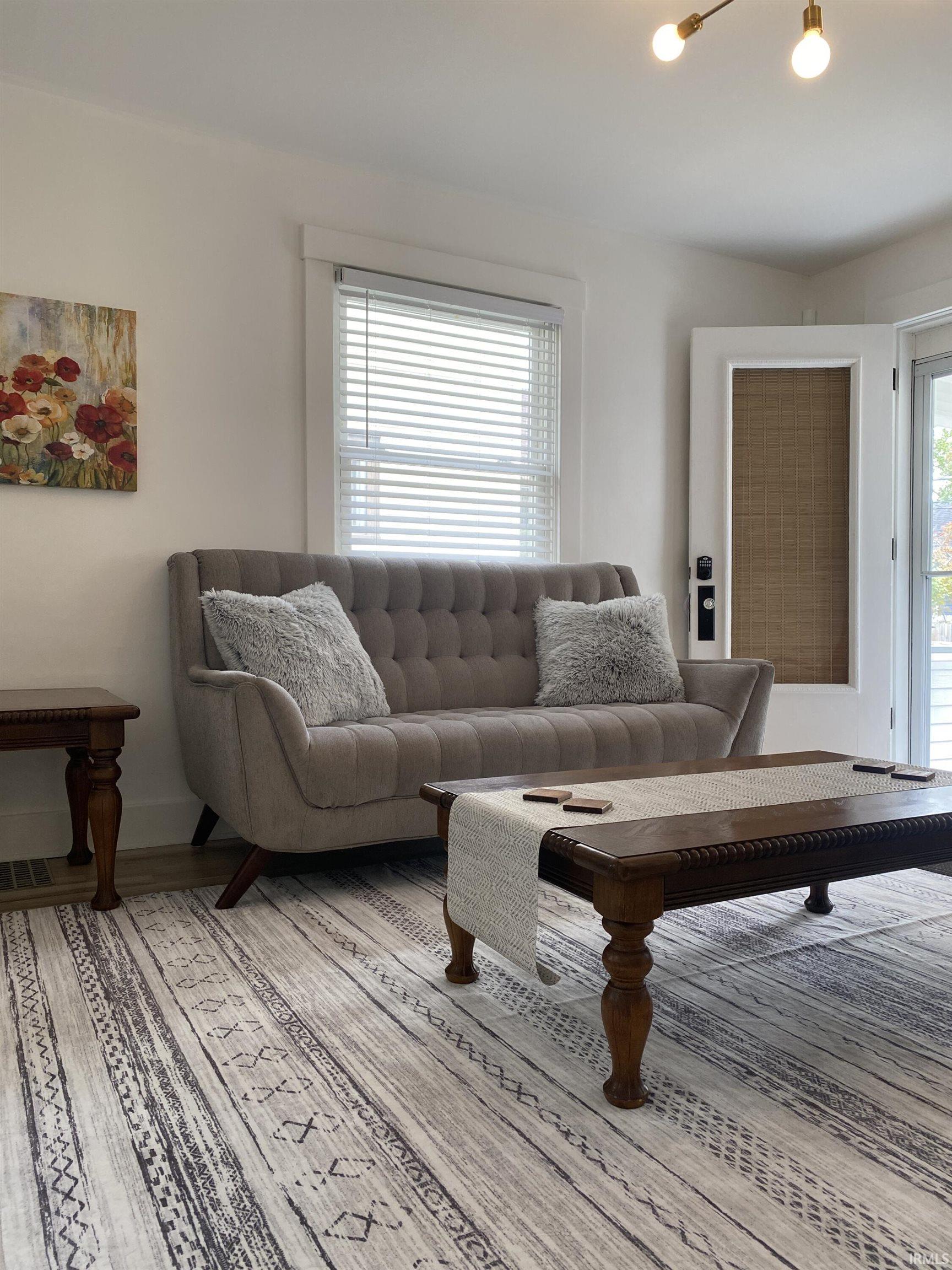 528 Dayton Avenue Fort Wayne, IN 46807 - Photo 6 of 31