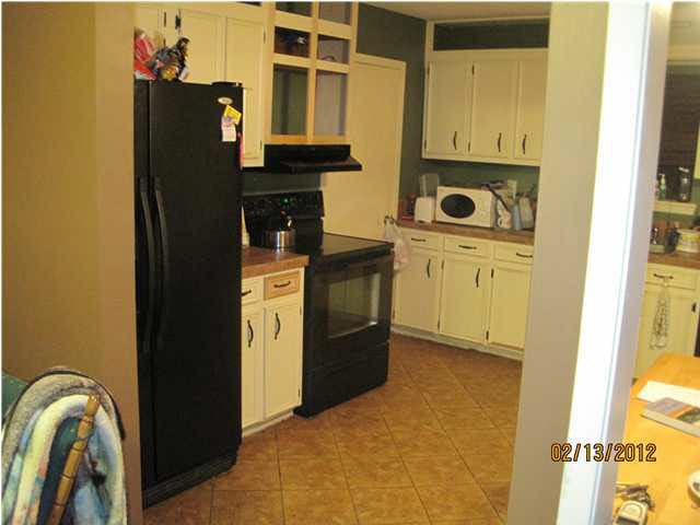 132 Shannon Trey Road Florence, MS 39073 - Photo 3 of 15 Kitchen