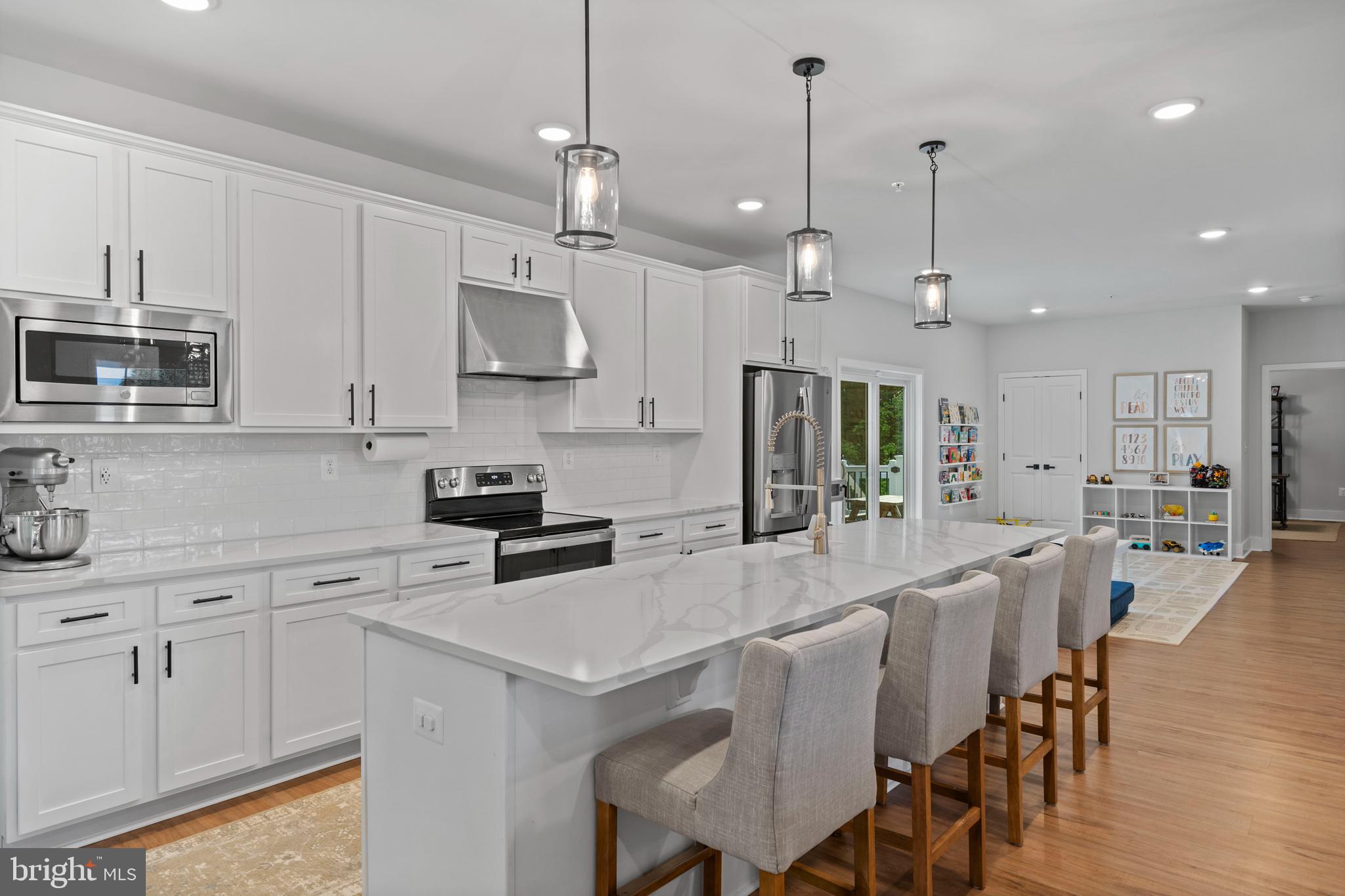6360 Hollow Way Huntingtown, MD 20639 - Photo 13 of 61 Kitchen