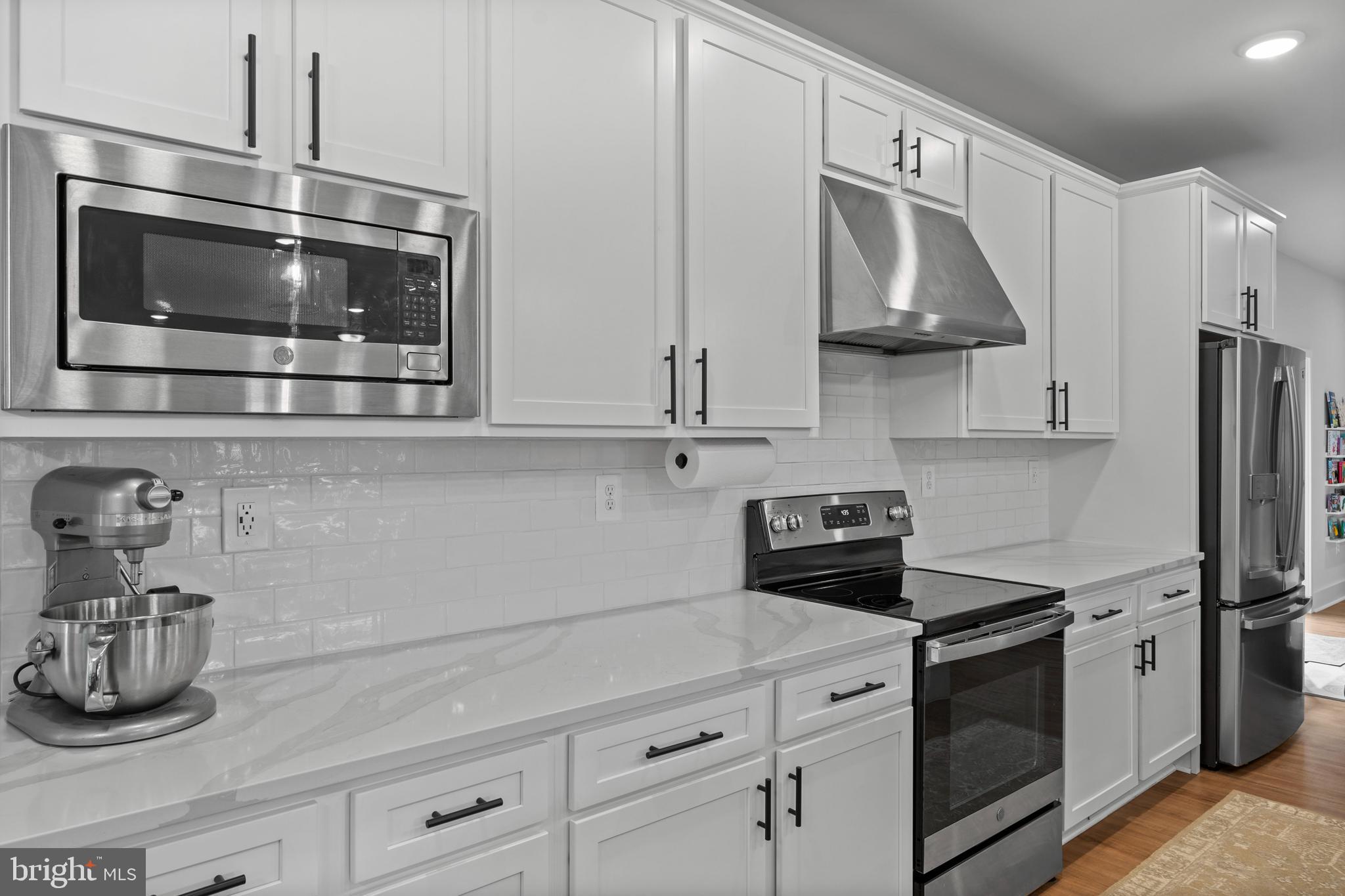 6360 Hollow Way Huntingtown, MD 20639 - Photo 15 of 61 Kitchen