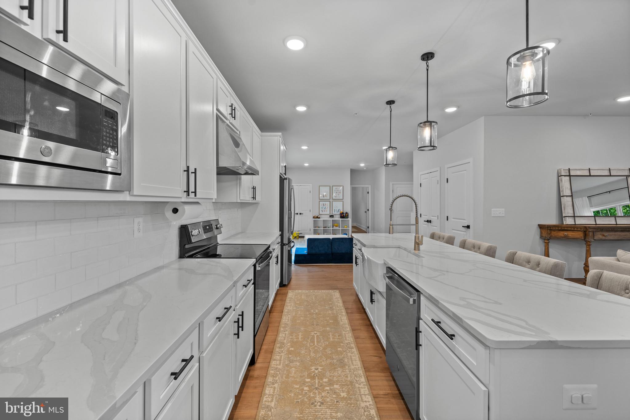 6360 Hollow Way Huntingtown, MD 20639 - Photo 16 of 61 Kitchen