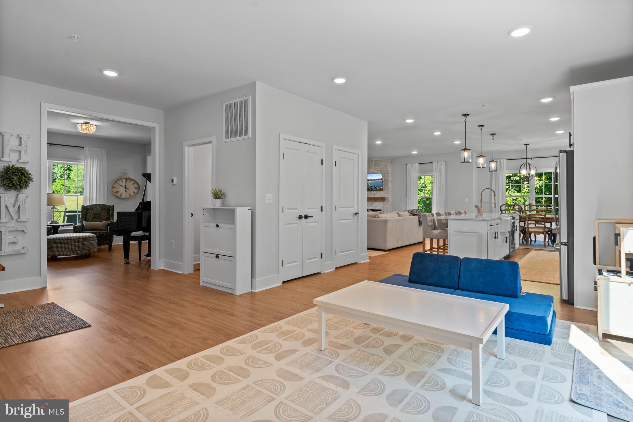 6360 Hollow Way Huntingtown, MD 20639 - Photo 19 of 61 Family Room