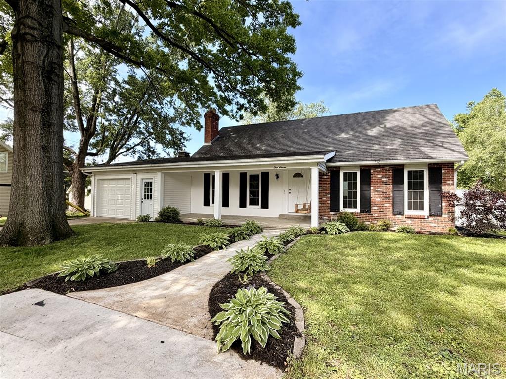 111 Holman Street Washington, MO 63090 - Photo 1 of 24