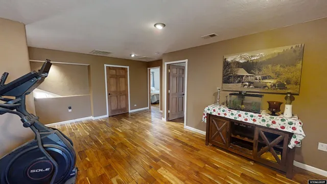 $1,200,000 | 9420 Highway 220, Casper, WY 82604