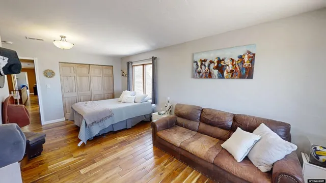 $1,200,000 | 9420 Highway 220, Casper, WY 82604