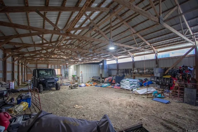 $1,200,000 | 9420 Highway 220, Casper, WY 82604