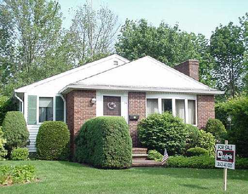 24 Loxley Road Providence, RI 02908 - Photo 1 of 1 Exterior Front.