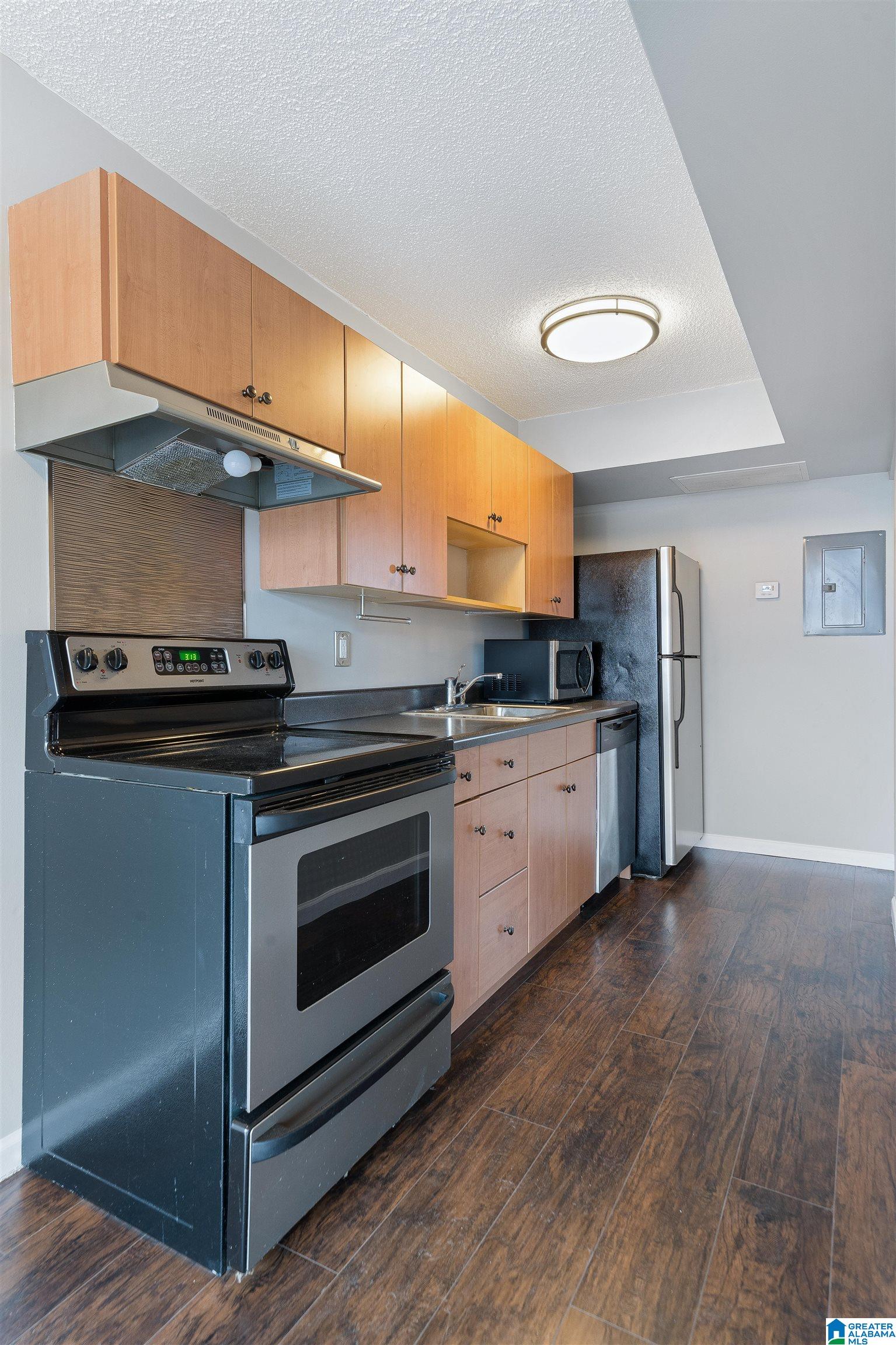 2990 Rhodes Circle South, Unit 318 Birmingham, AL 35205 - Photo 16 of 41