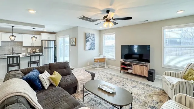 $1,850 | 230 Wexford Way, Clarksville, TN 37042