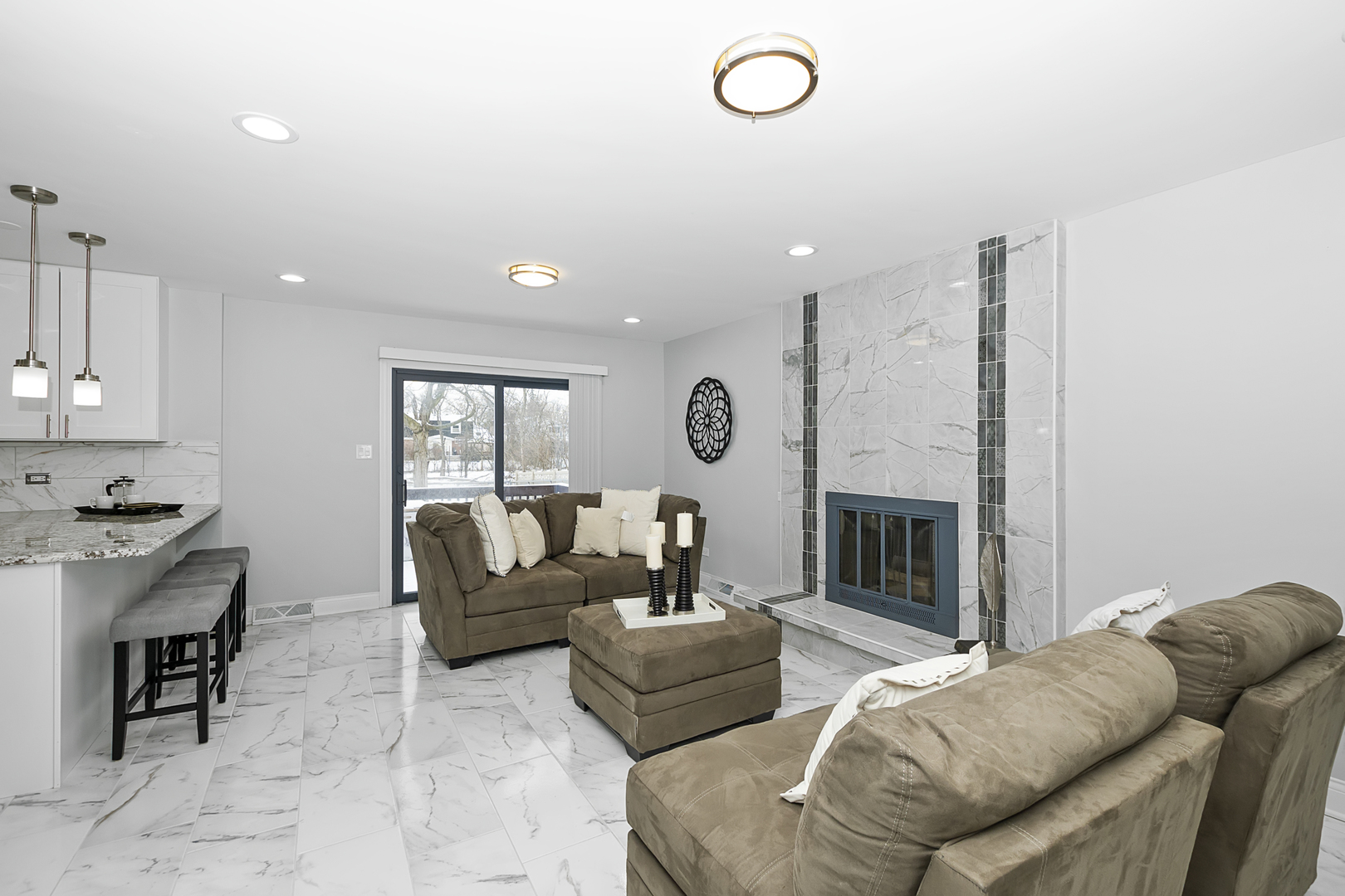 2907 Willow Road Homewood, IL 60430 - Photo 5 of 21 a living room with furniture and a fireplace