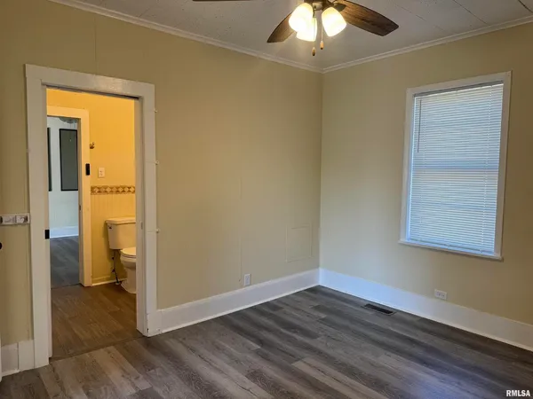 $244,900 | 1103 West Boulevard Street, Unit A & B, Marion, IL 62959