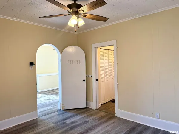 $244,900 | 1103 West Boulevard Street, Unit A & B, Marion, IL 62959