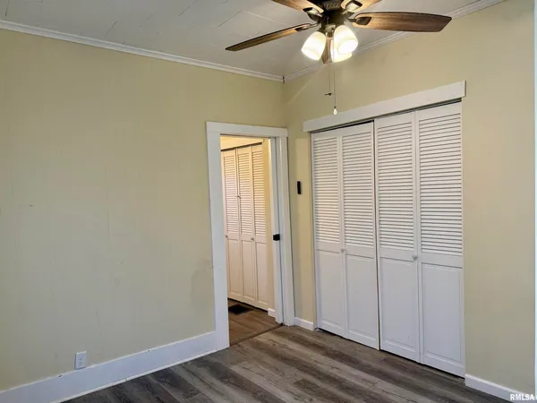 $244,900 | 1103 West Boulevard Street, Unit A & B, Marion, IL 62959