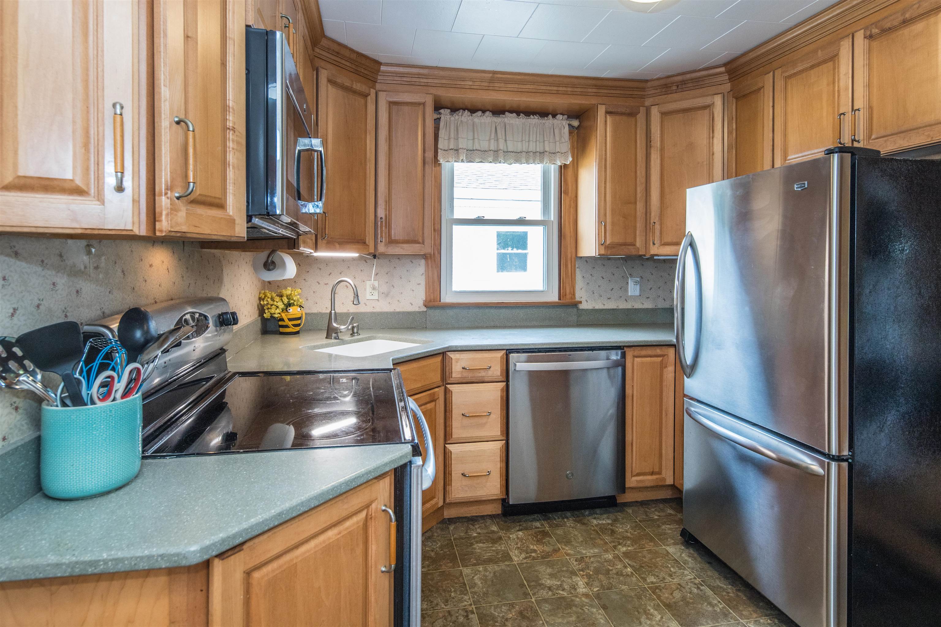 73 East Washington Street Rutland, VT 05701 - Photo 7 of 39