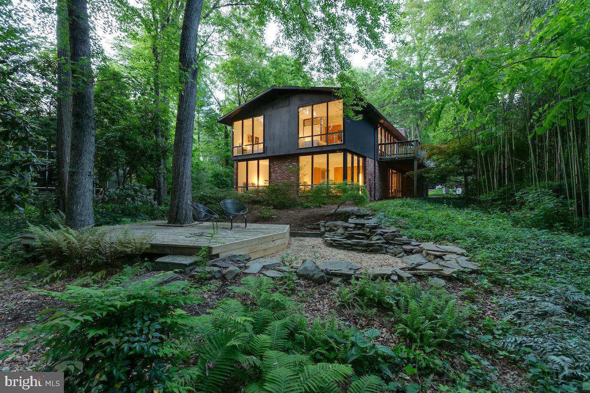 7418 Range Road Alexandria, VA 22306 - Photo 1 of 50 Gallery Image 1