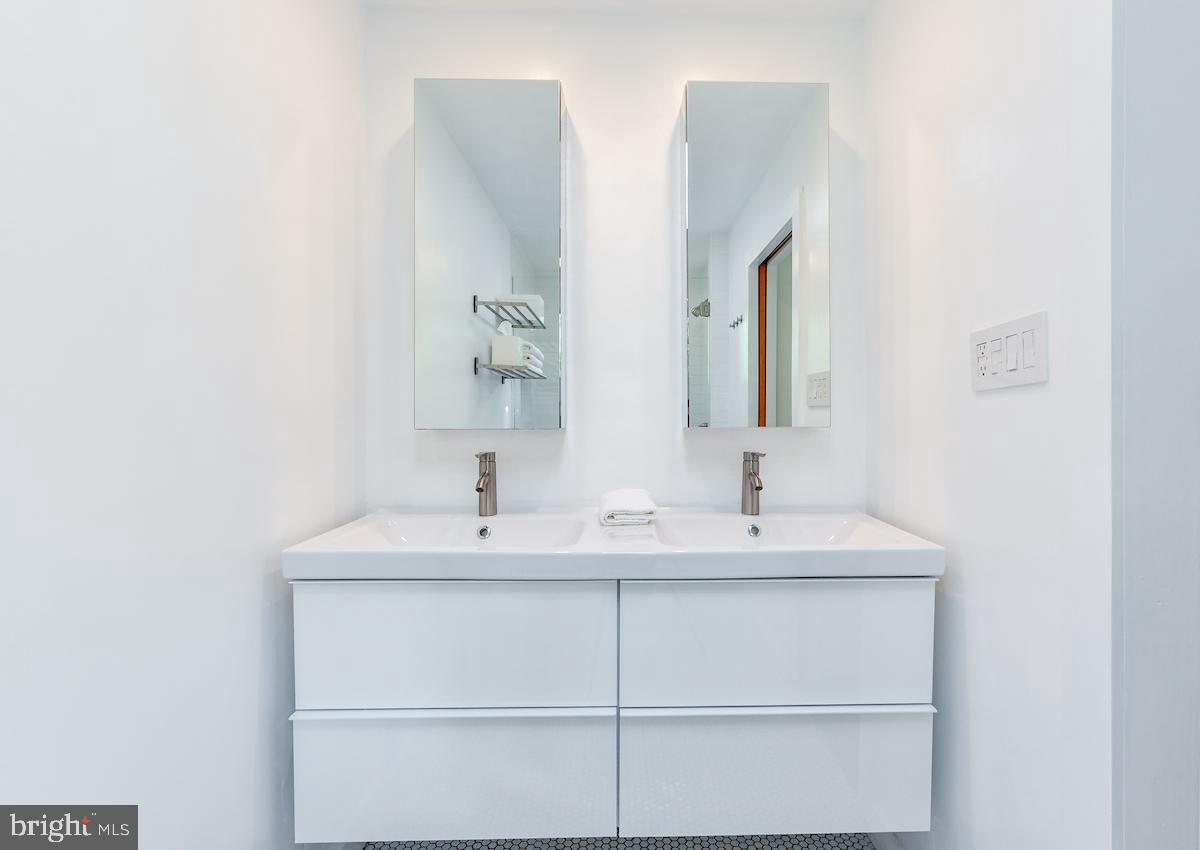7418 Range Road Alexandria, VA 22306 - Photo 21 of 50 Gallery Image 21