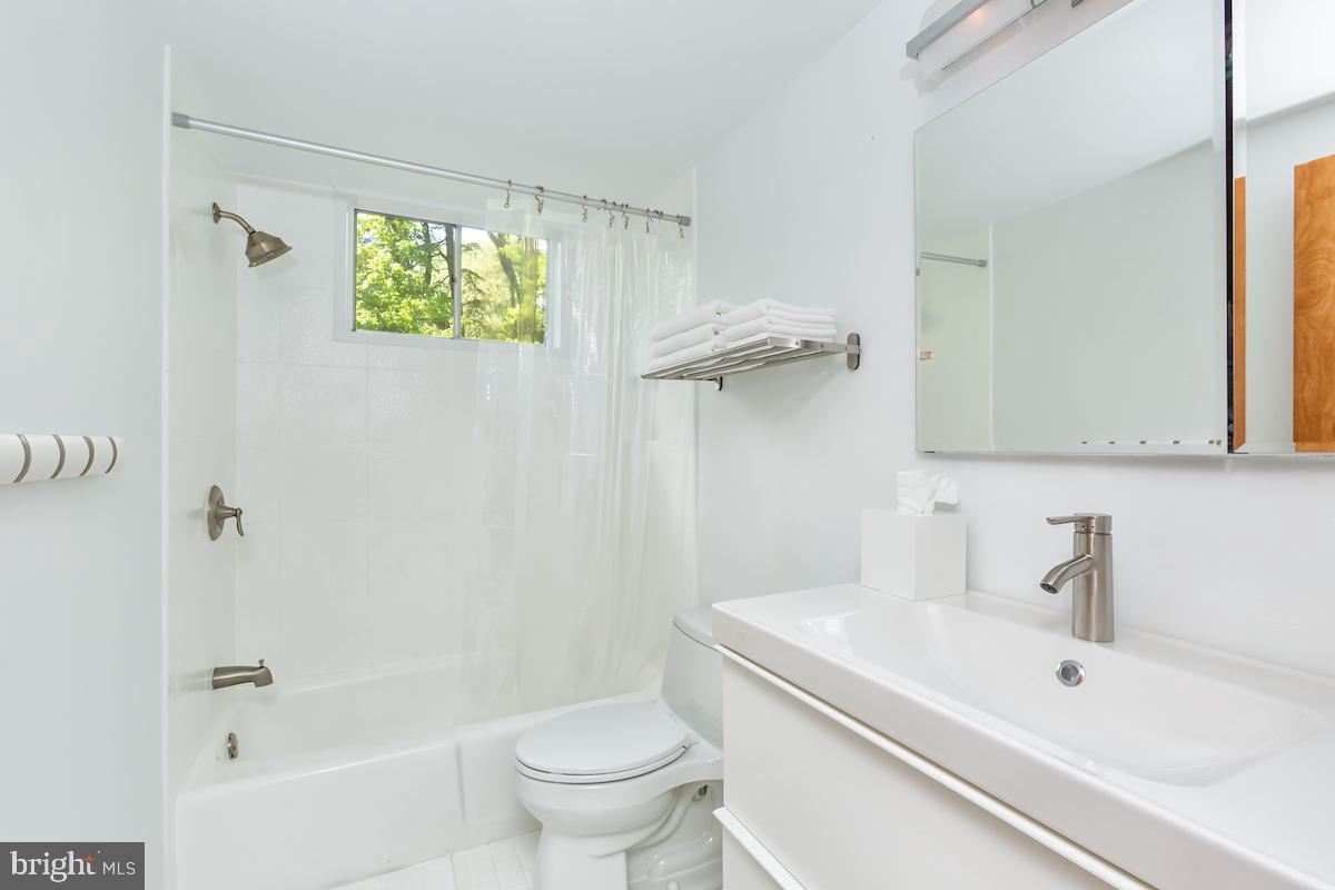 7418 Range Road Alexandria, VA 22306 - Photo 31 of 50 Gallery Image 31