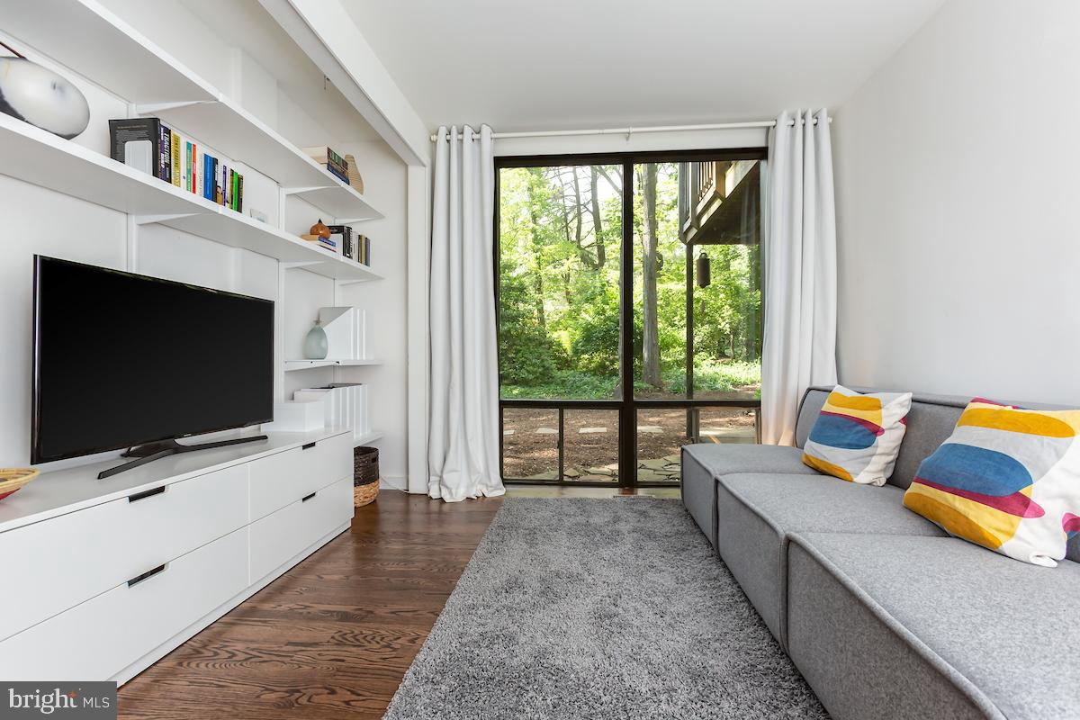 7418 Range Road Alexandria, VA 22306 - Photo 33 of 50 Gallery Image 33