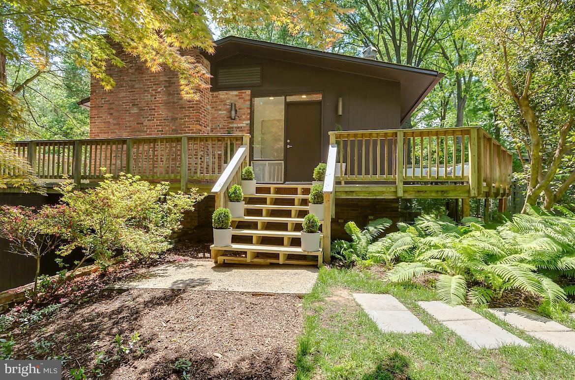 7418 Range Road Alexandria, VA 22306 - Photo 5 of 50 Gallery Image 5