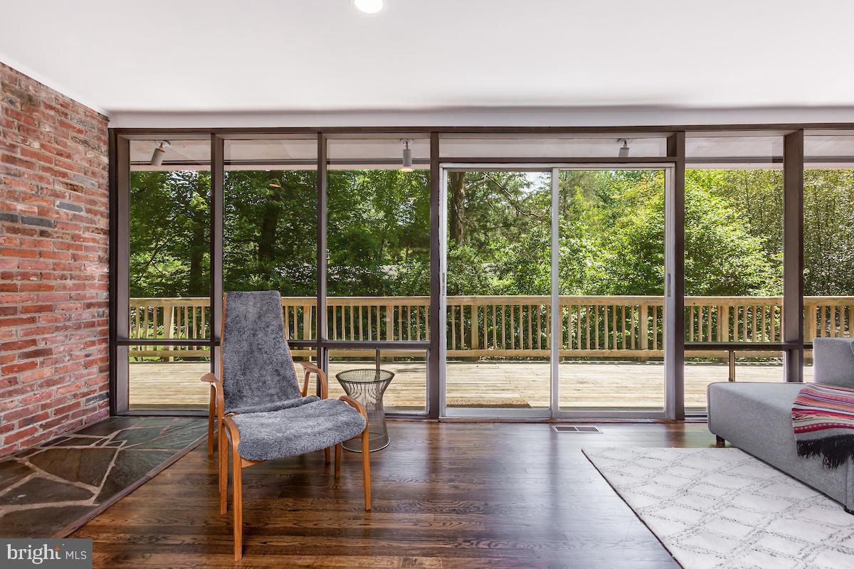 7418 Range Road Alexandria, VA 22306 - Photo 8 of 50 Gallery Image 8