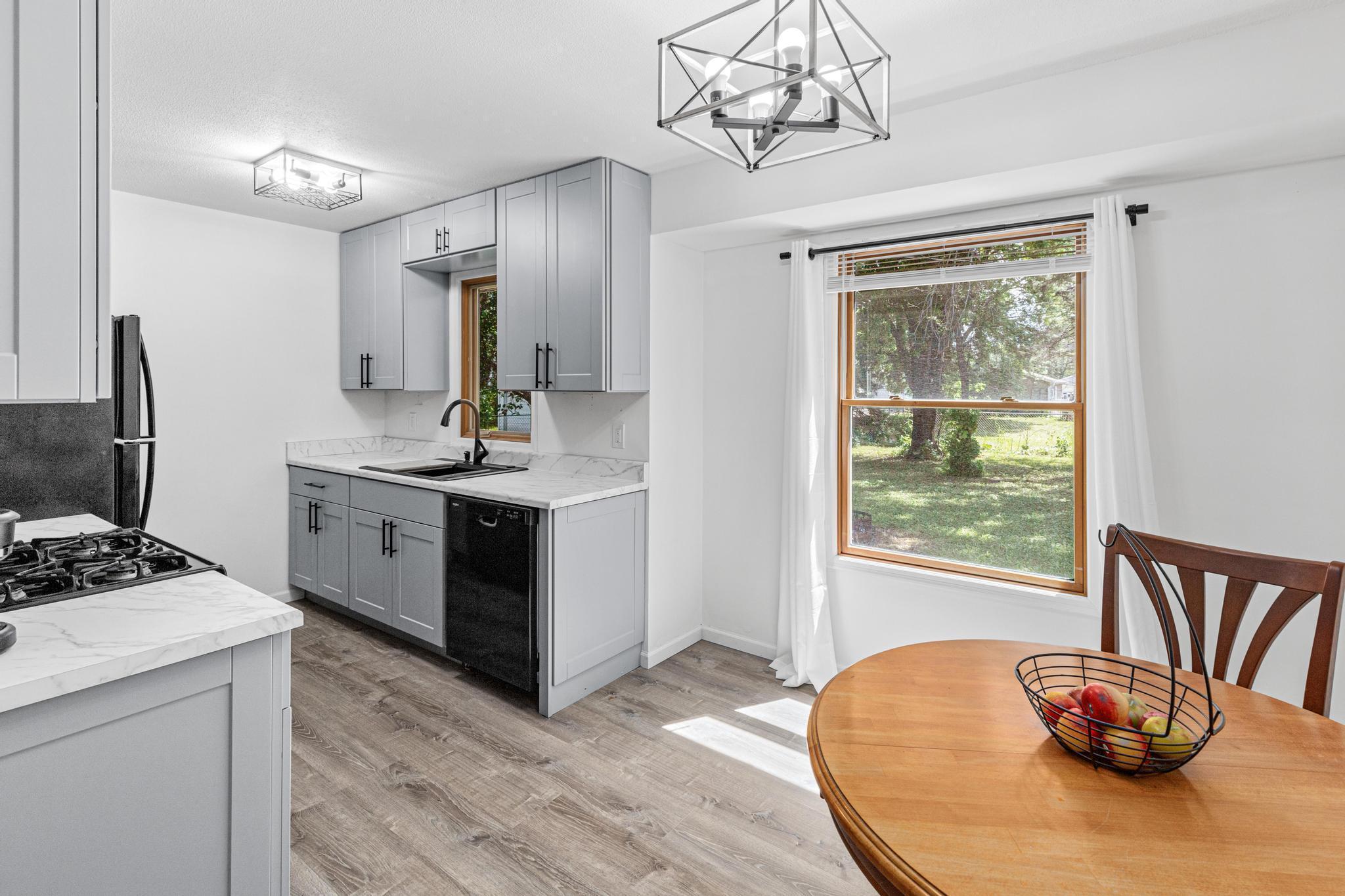 6678 166th Street West Rosemount, MN 55068 - Photo 9 of 27