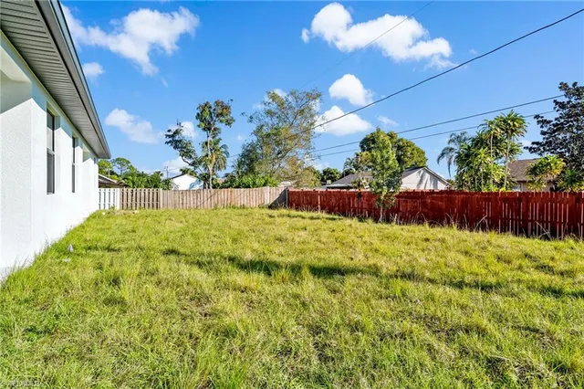 $2,850 | 2064 55th Terrace Southwest, Naples, FL 34116