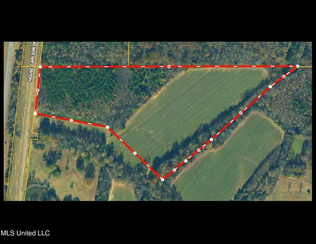 $499,000 | House-carlson House-Carlson Drive, Batesville, MS 38606