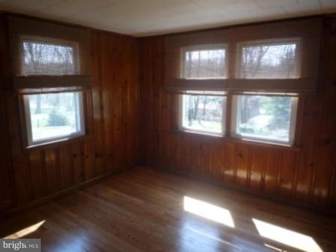 419 Warren Road Cockeysville, MD 21030 - Photo 5 of 12 Family Room