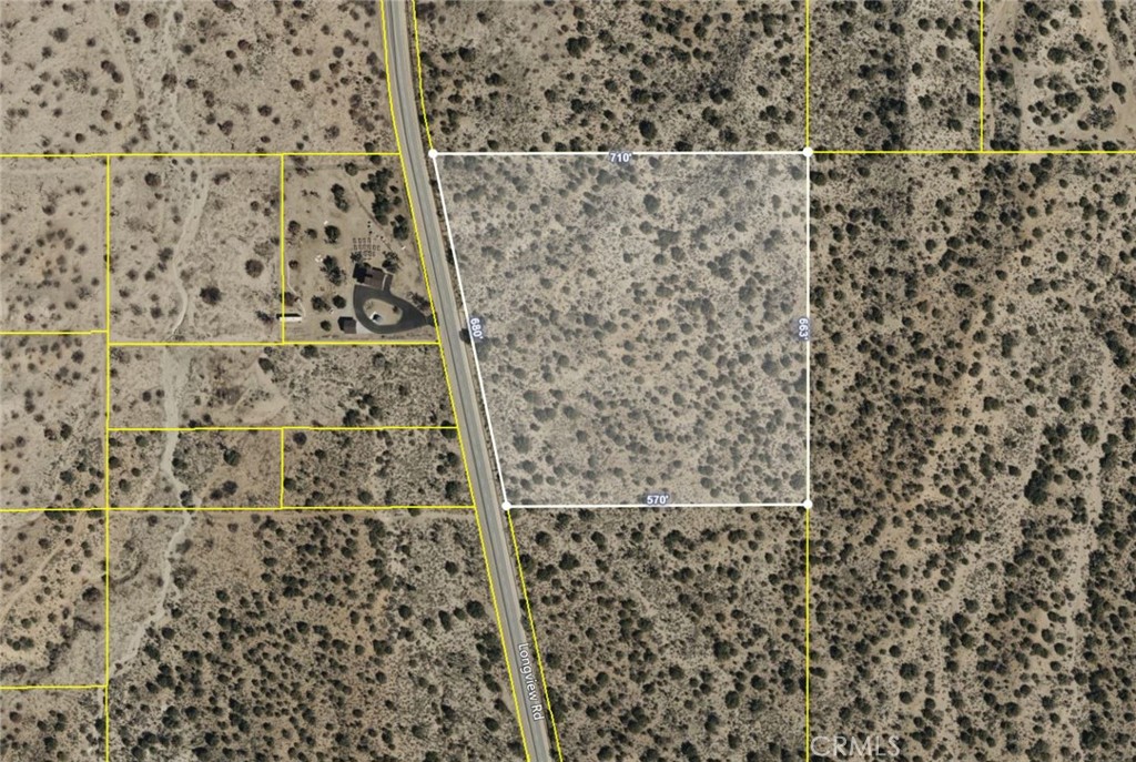 31550 Longview Road Pearblossom, CA 93553 - Photo 4 of 7 a bathroom with a shower curtain