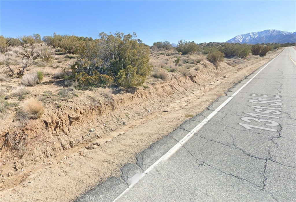 31550 Longview Road Pearblossom, CA 93553 - Photo 6 of 7 a view of mountains and mountain view