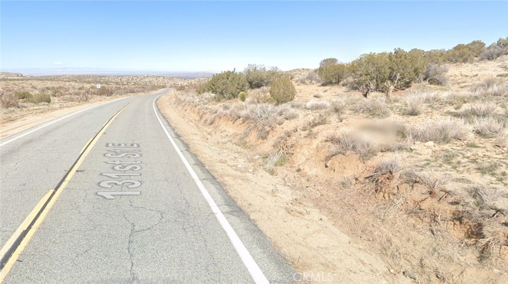 31550 Longview Road Pearblossom, CA 93553 - Photo 7 of 7 a view of an ocean