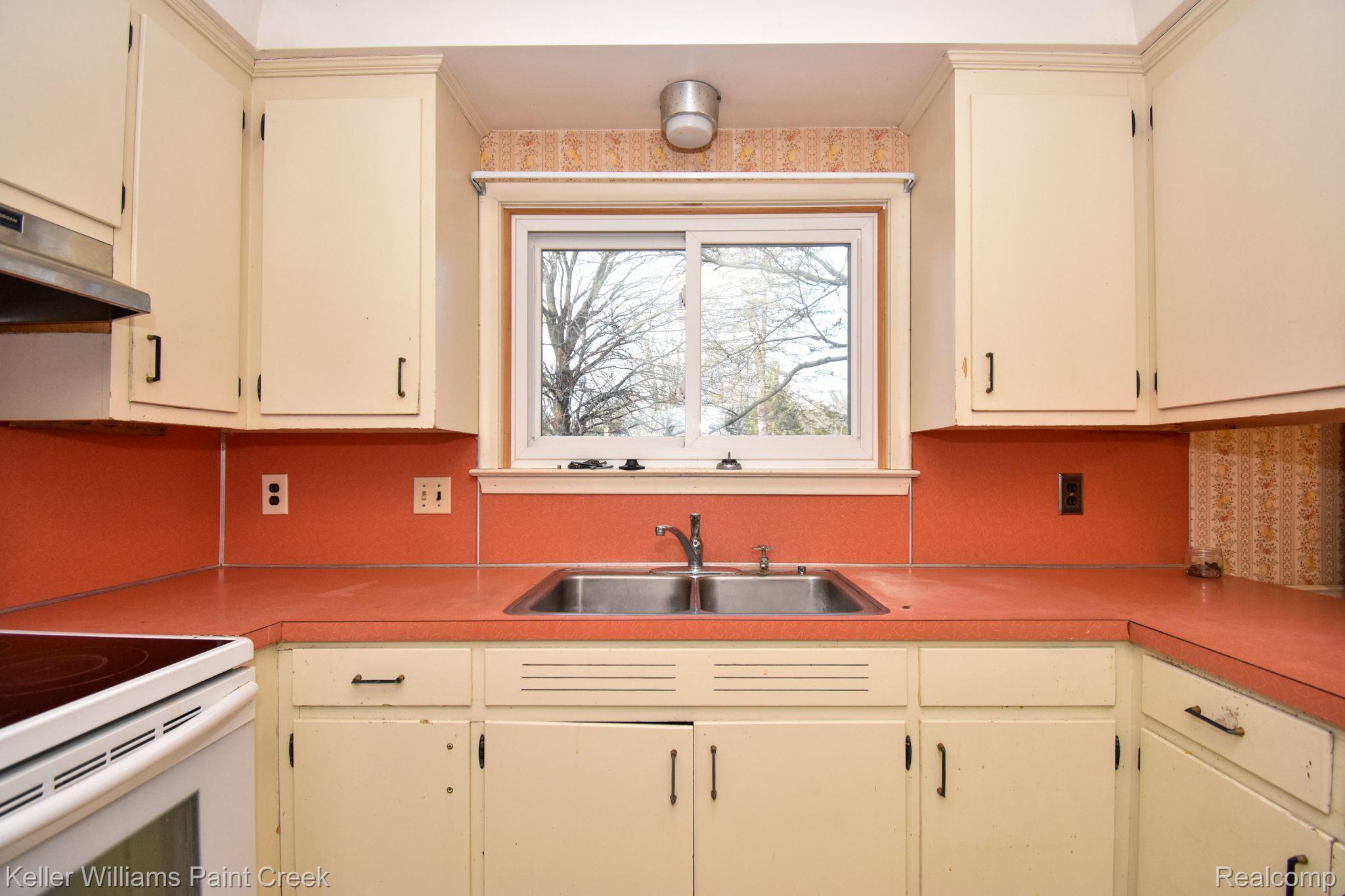 321 East Maryknoll Road Rochester, MI 48309 - Photo 19 of 53 Kitchen