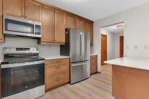 $295,000 | 1811 13th Street Southeast, Willmar, MN 56201
