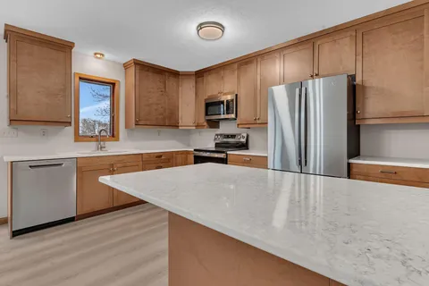 $295,000 | 1811 13th Street Southeast, Willmar, MN 56201