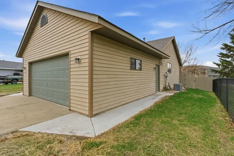 $295,000 | 1811 13th Street Southeast, Willmar, MN 56201