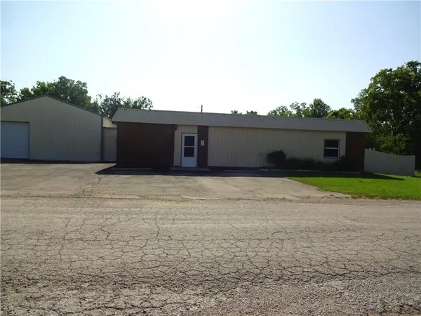 832 South 19th Street, Independence, KS 67301