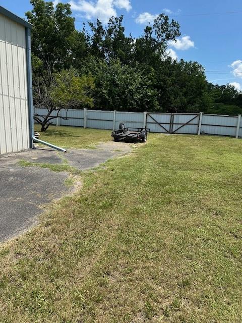 832 South 19th Street Independence, KS 67301 - Photo 33 of 34